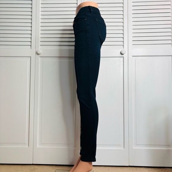 BLANK NYC Skinny Classique Dark Blue Jeans Size 25 - Picture 4 of 7